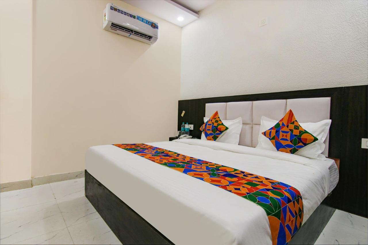 Fabhotel Palm Plaza Zirakpur Eksteriør bilde